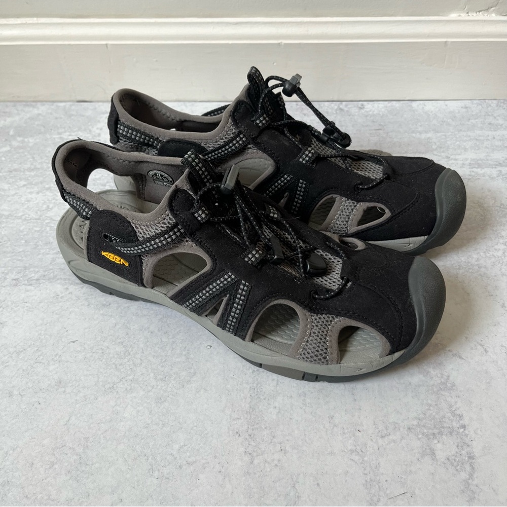 KEEN Hiking Sandals 11